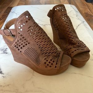 Not Rated Wedge Heel